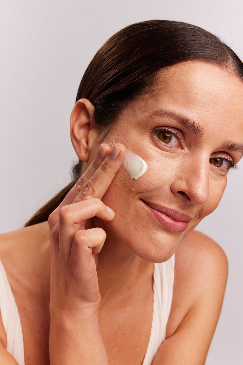 Gesichtscreme für den Winter: Pflege, die deine Haut in der kalten Jahreszeit unterstützt
